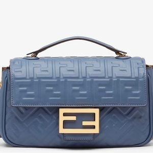 Fendi Baguette Chain Midi bag
